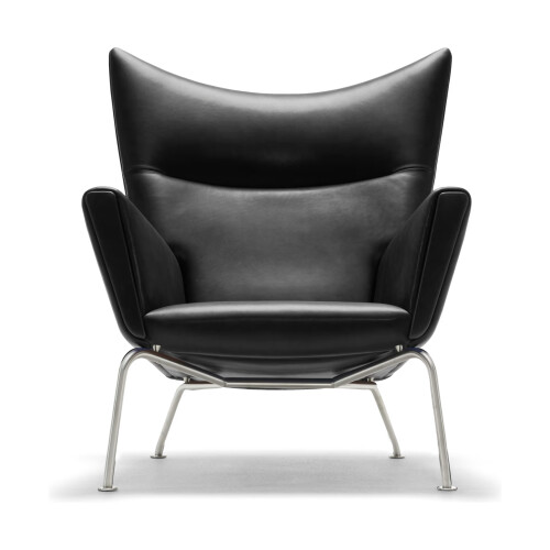CH445 Wing Chair i svart läder och rostfritt stål
