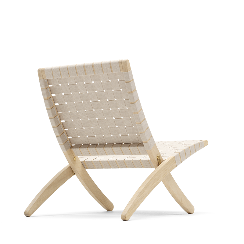 MG501 Cuba Chair från Carl Hansen & Søn MG501 Cuba Chair i tvålad ek