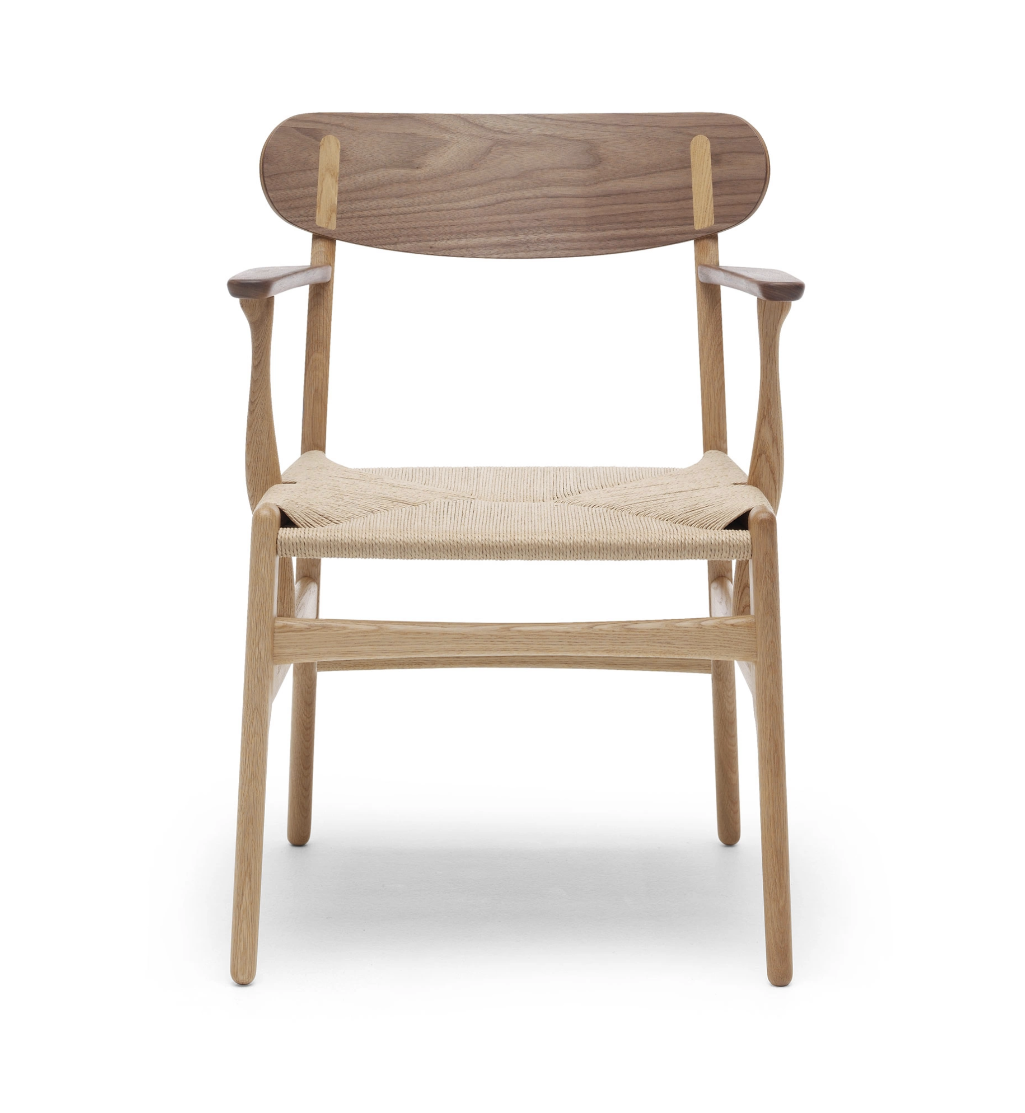 Carl Hansen & Søn CH26 stol Carl Hansen & Søn CH26 stol i valnöt och ek