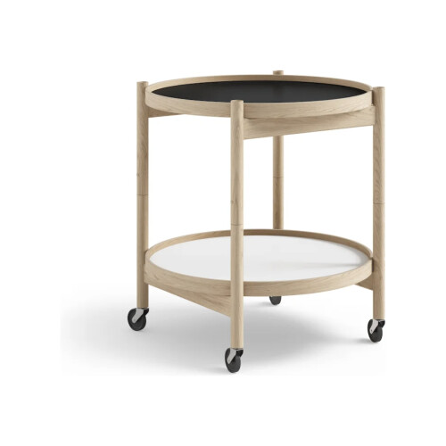 Brdr. Krüger Bølling Tray Table 50 är ett ikoniskt och mångsidigt bord.