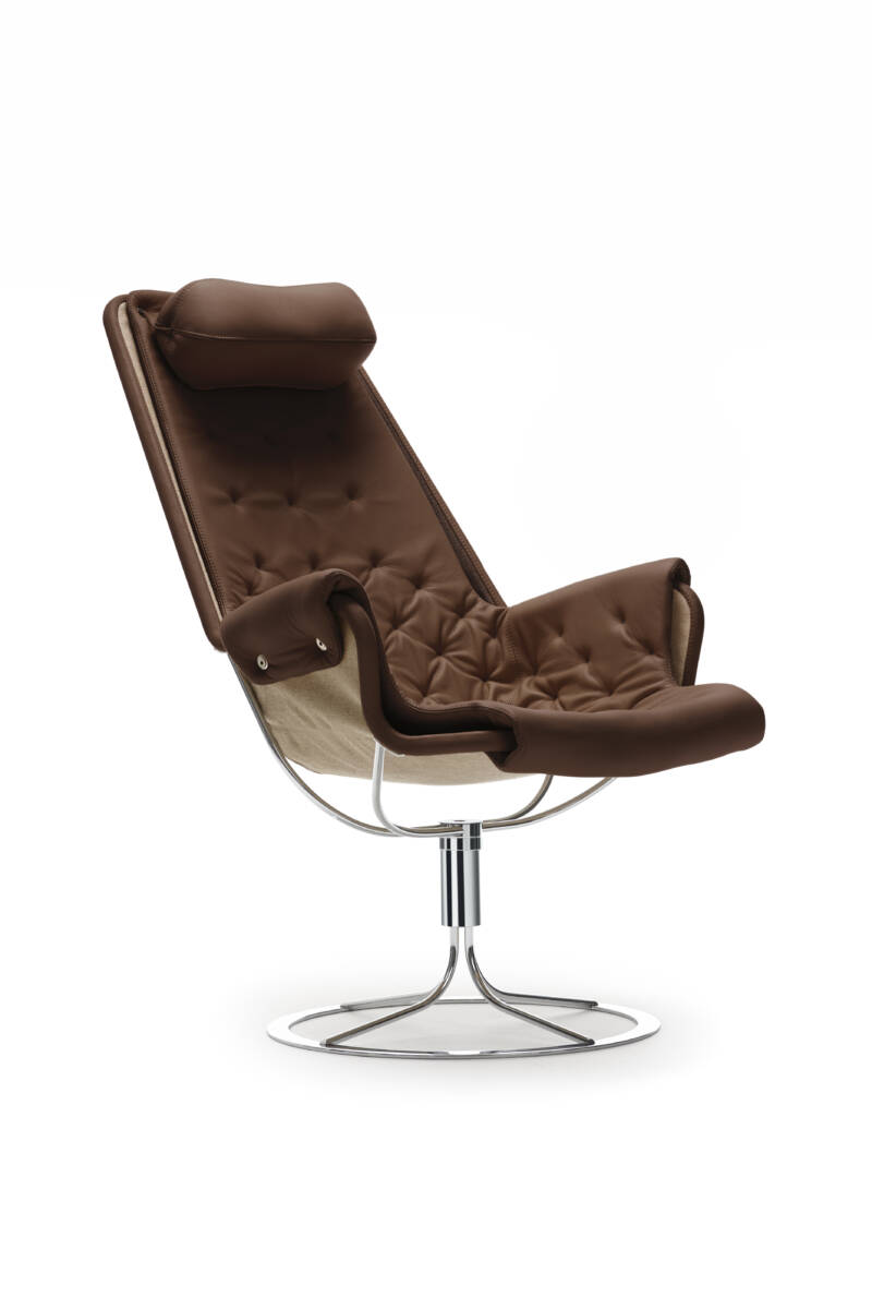DUX Jetson Classic Soft 25 brun DUX Jetson Classic soft brun finns i flera färger, tyger och läderkvaliteter.