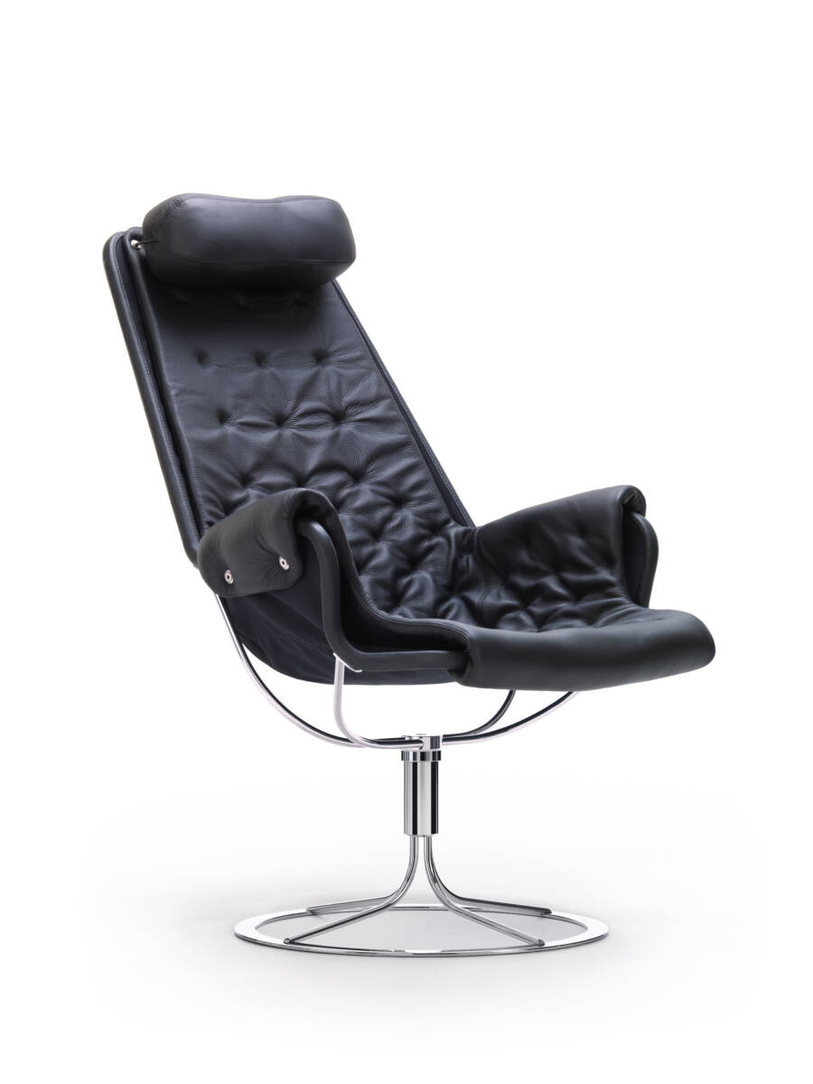 Jetson 69 fåtölj classic soft svart Jetson 69 fåtölj classic soft svart har en stabil och hållbar stålram samt klädd i lyxigt läder.
