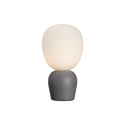 Belid Buddy bordslampa är tillverkad i metall och finns i ett antal olika färger.
