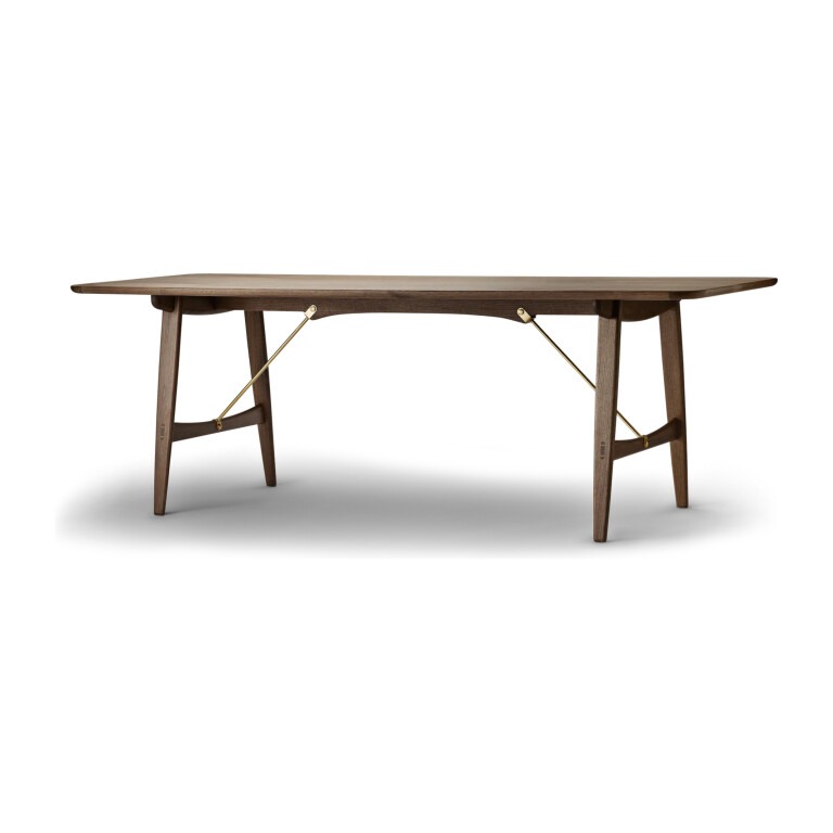 Ett tidlöst och funktionellt bord från Carl Hansen & Søn