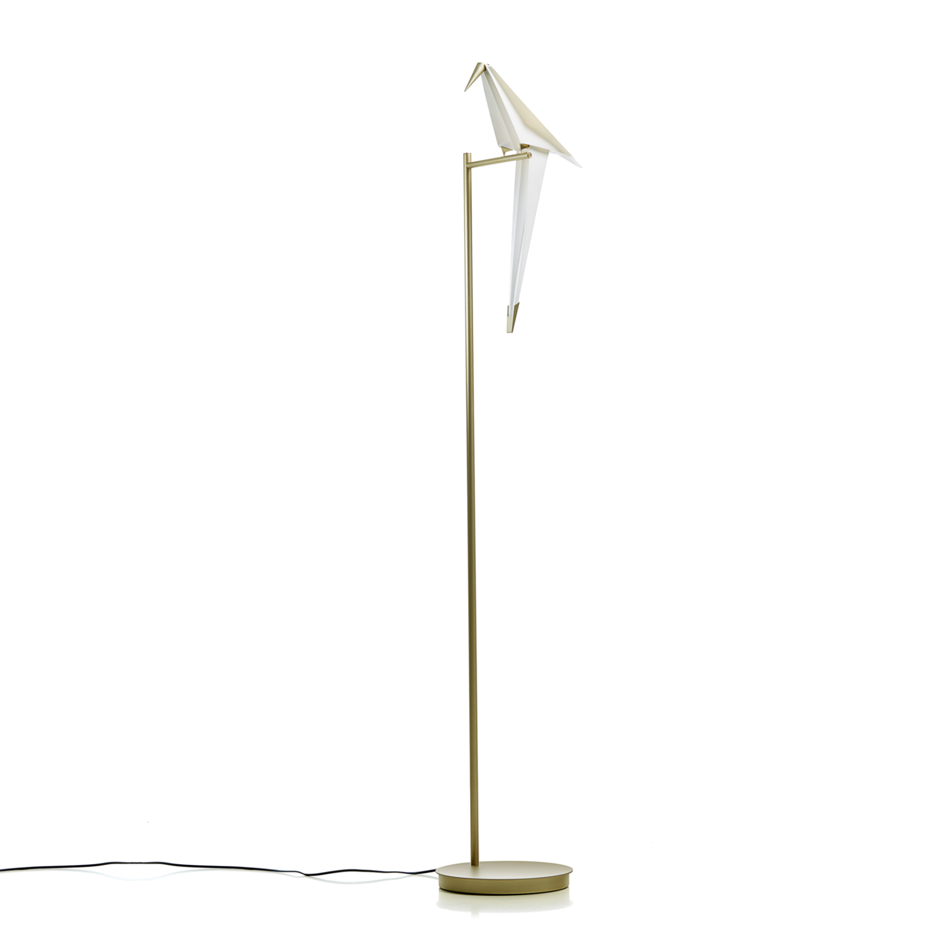 MOOOI Perch Light Floor En origami vikt fågel som lyser sittandes på en "pinne" i mässing.